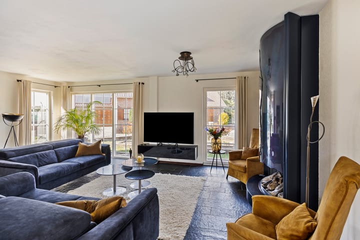 Photo 8 of Thoorderstraat 17