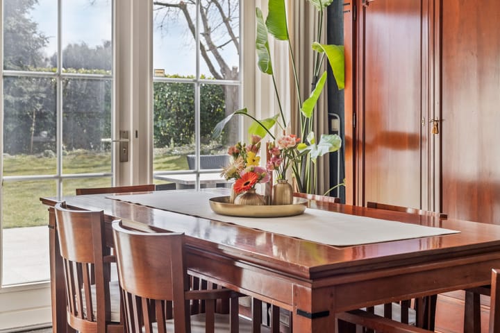 Photo 14 of Thoorderstraat 17