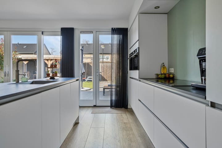 Foto 12 van Molenhoeven 48