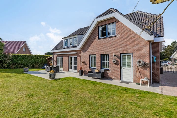 Photo 34 of Thoorderstraat 17