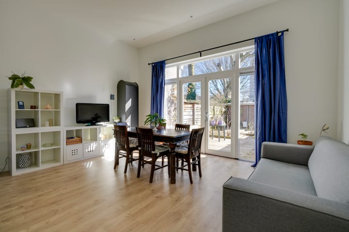 Foto 7 van Wolvenplein 20