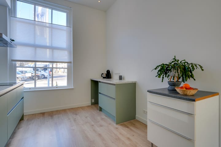 Foto 11 van Wolvenplein 20