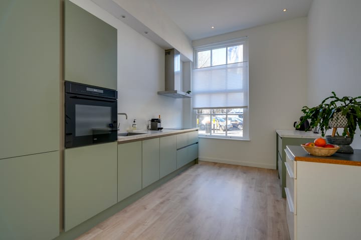 Foto 3 van Wolvenplein 20