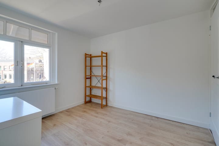 Foto 27 van Wolvenplein 20