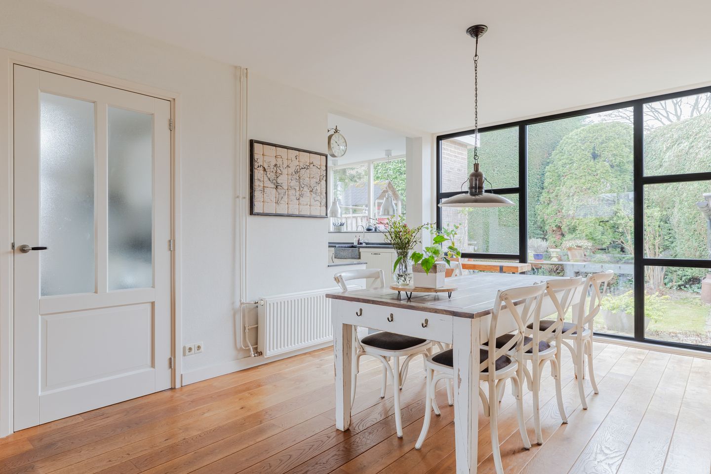 Foto 14 van Wilhelmina van Pruisenlaan 14