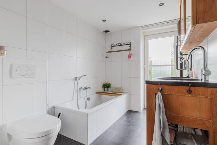 Foto 28 van Wilhelmina van Pruisenlaan 14