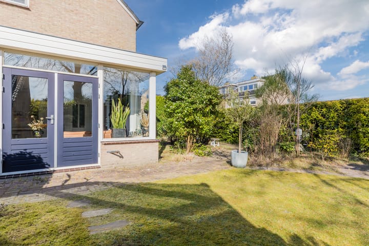 Foto 41 van Wilhelmina van Pruisenlaan 14