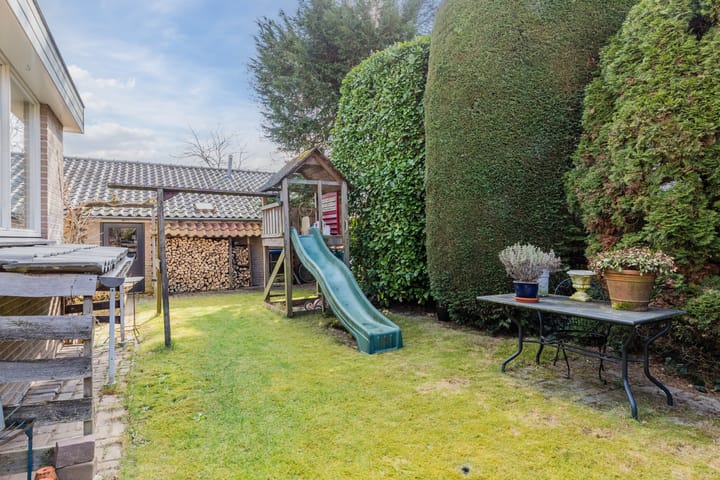 Foto 38 van Wilhelmina van Pruisenlaan 14