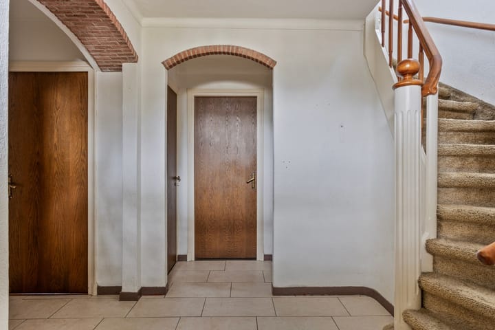 Foto 3 van Burg. Van Houtstraat 45