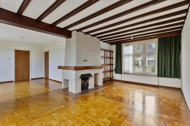 Foto 6 van Burg. Van Houtstraat 45