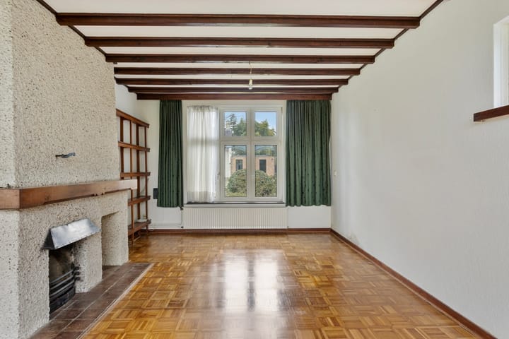 Foto 7 van Burg. Van Houtstraat 45