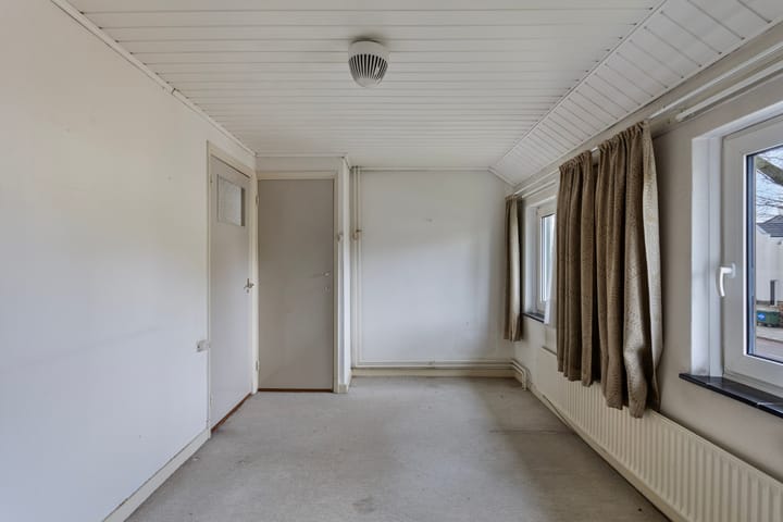 Foto 16 van Burg. Van Houtstraat 45