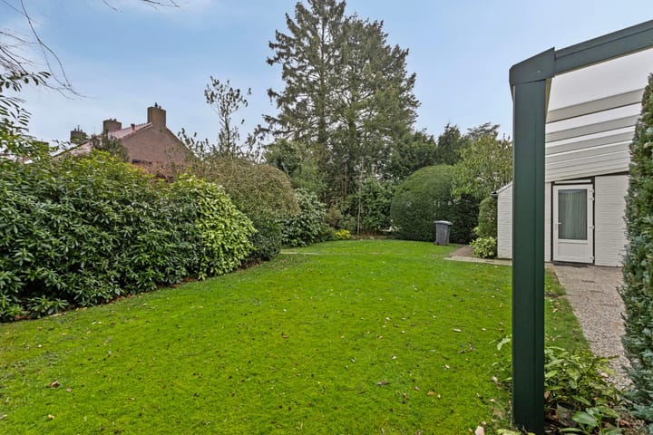 Foto 26 van Burg. Van Houtstraat 45