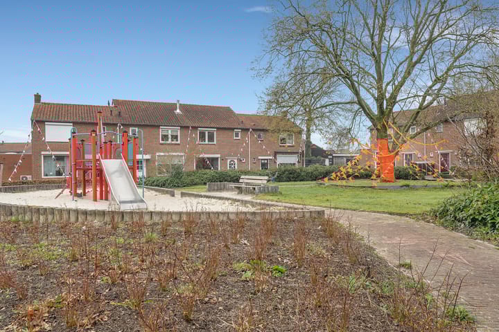 Photo 32 of Nieuwstraat 37