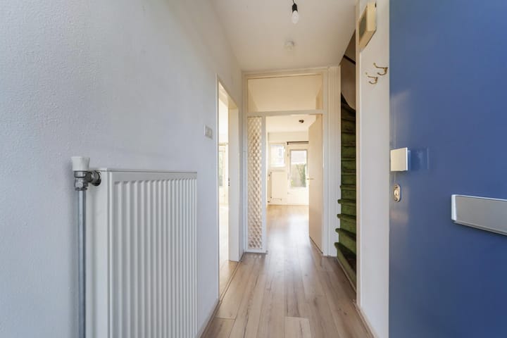 Photo 8 of Malvert 2714