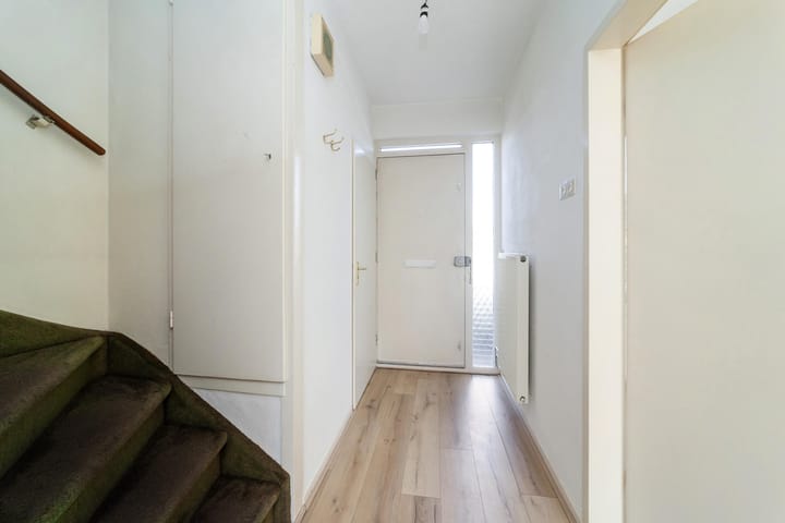 Photo 9 of Malvert 2714