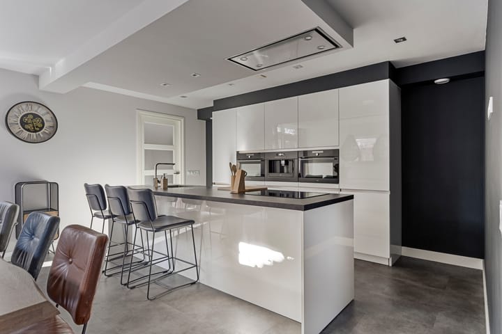 Photo 13 of Kamperfoeliestraat 10