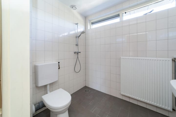 Photo 27 of Malvert 2714