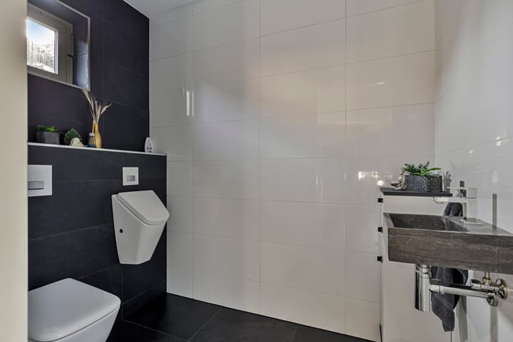 Photo 16 of Kamperfoeliestraat 10