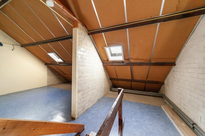 Photo 30 of Malvert 2714