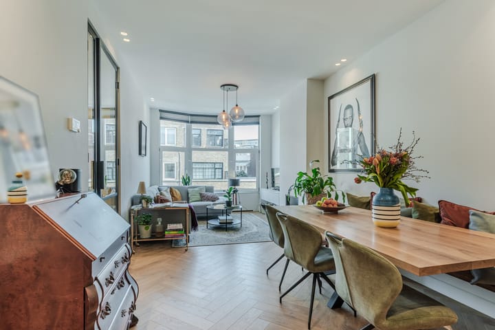 Photo 11 of De Constant Rebecquestraat 28