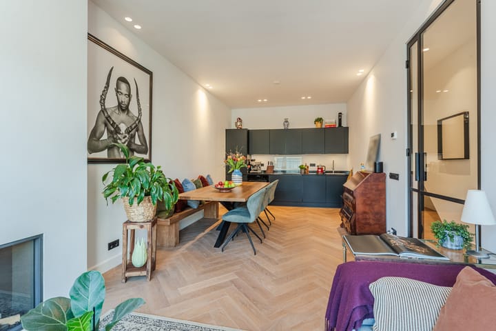 Photo 16 of De Constant Rebecquestraat 28