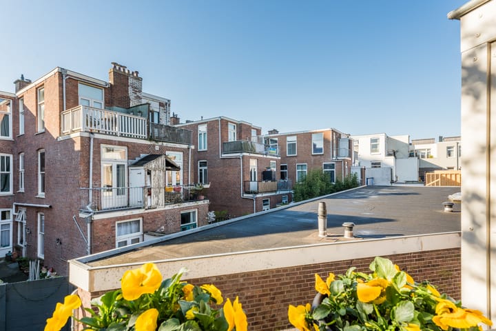 Photo 32 of De Constant Rebecquestraat 28