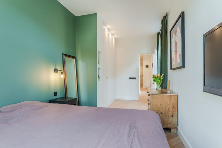 Photo 33 of De Constant Rebecquestraat 28