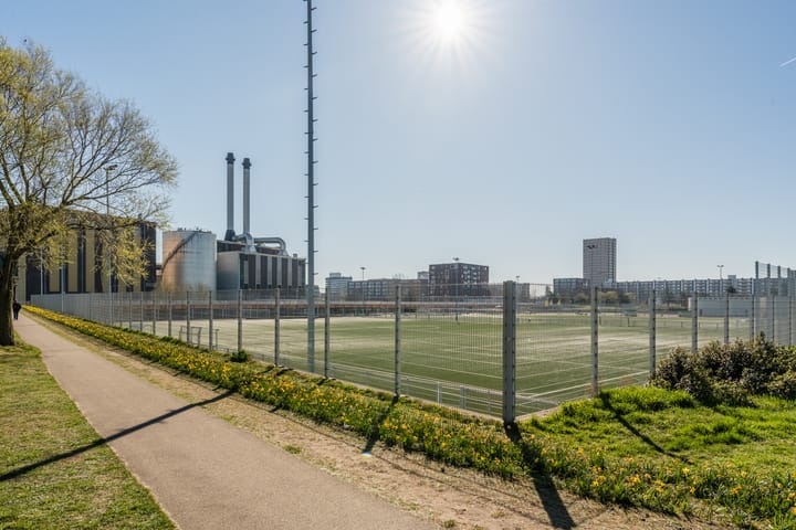 Photo 39 of De Constant Rebecquestraat 28