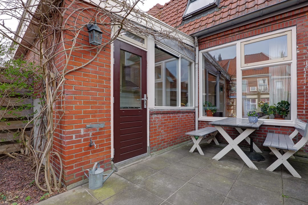 Photo 31 of Hermanstraat 4