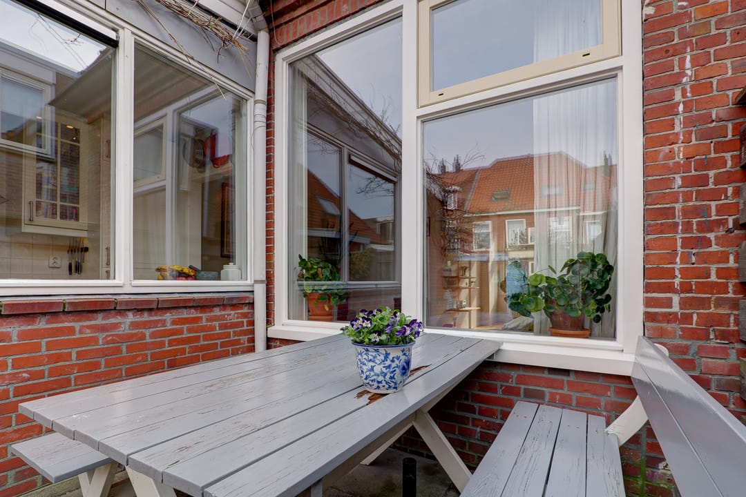 Photo 32 of Hermanstraat 4