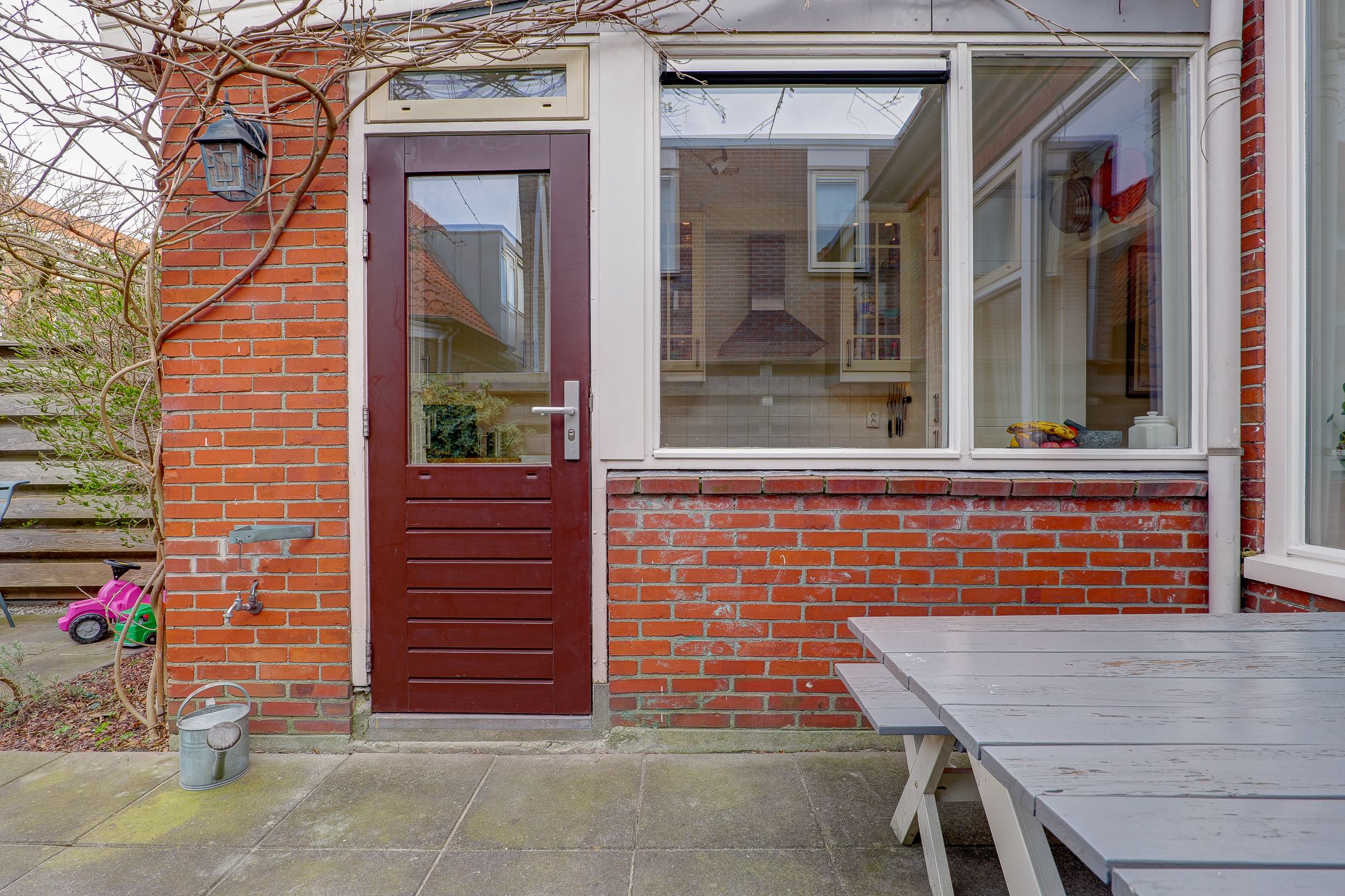 Photo 33 of Hermanstraat 4