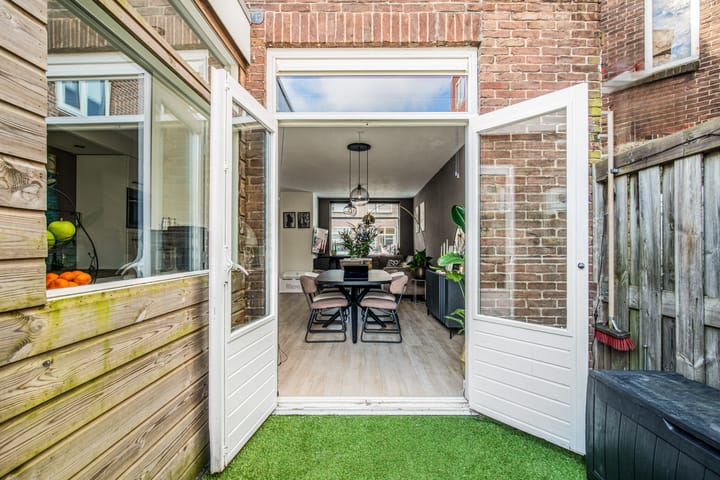 Foto 11 van Leeuwerikstraat 49