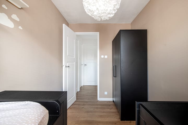 Foto 24 van Leeuwerikstraat 49