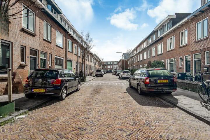 Foto 29 van Leeuwerikstraat 49