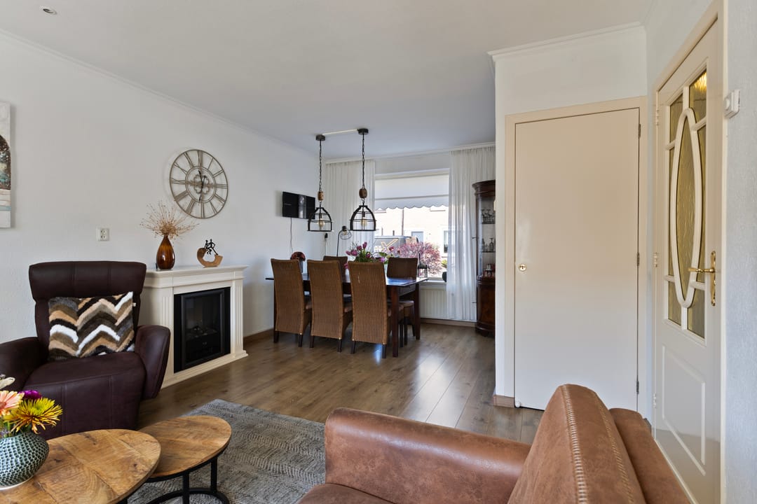 Photo 8 of Van Kinsbergenstraat 16