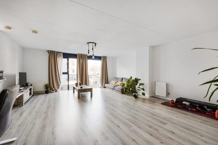 Foto 2 van Barbette 6