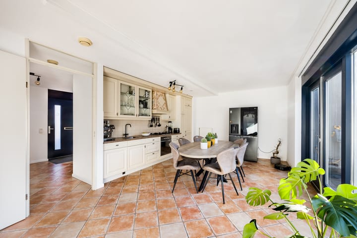 Foto 12 van Barbette 6