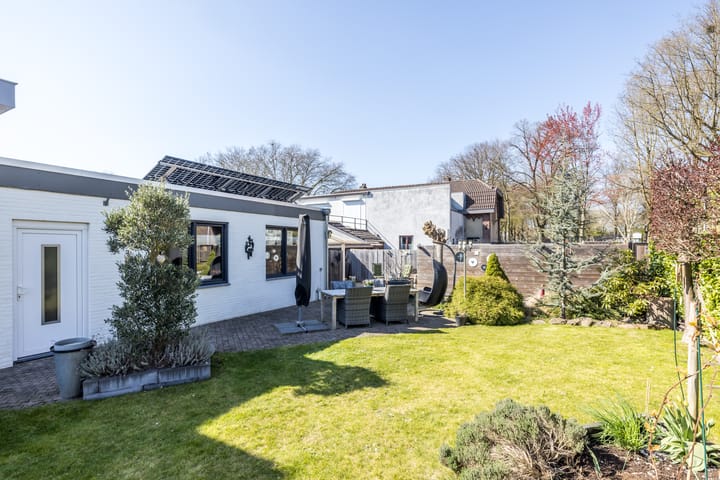 Foto 42 van Swalmstraat 3