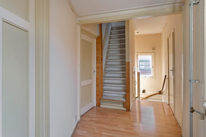 Photo 19 of Wilhelminastraat 6-A