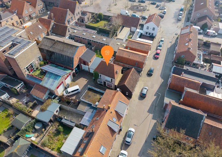 Photo 36 of Wilhelminastraat 6-A