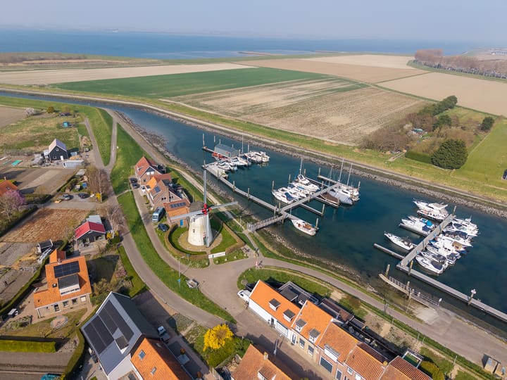 Photo 37 of Wilhelminastraat 6-A