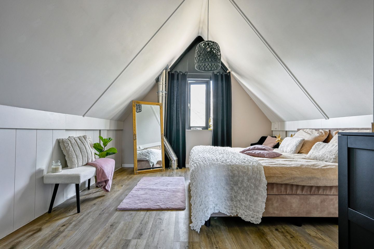 Foto 25 van Sierduif 37