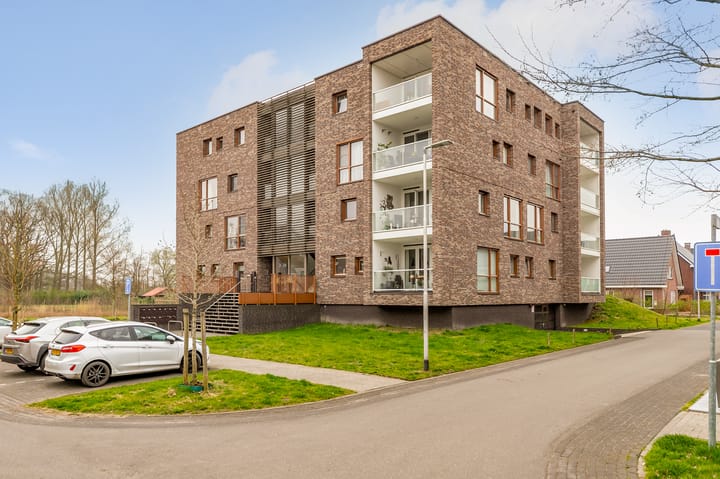 Foto 4 van Reelaan 26