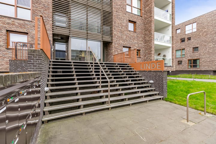 Foto 5 van Reelaan 26