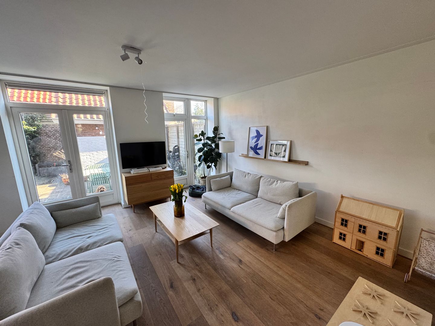 Photo 4 of Professor Van der Waalsstraat 71