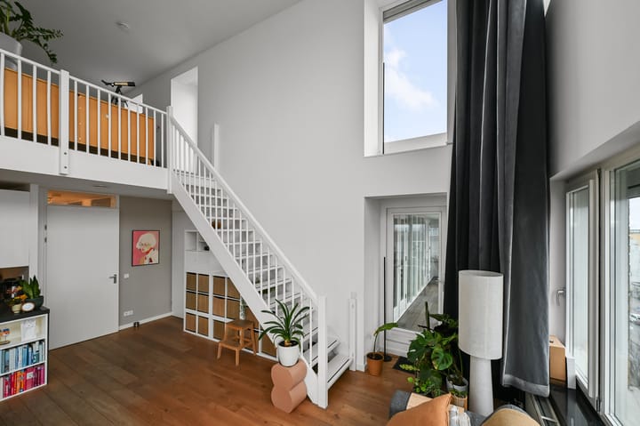 Foto 7 van Hoofdweg 718