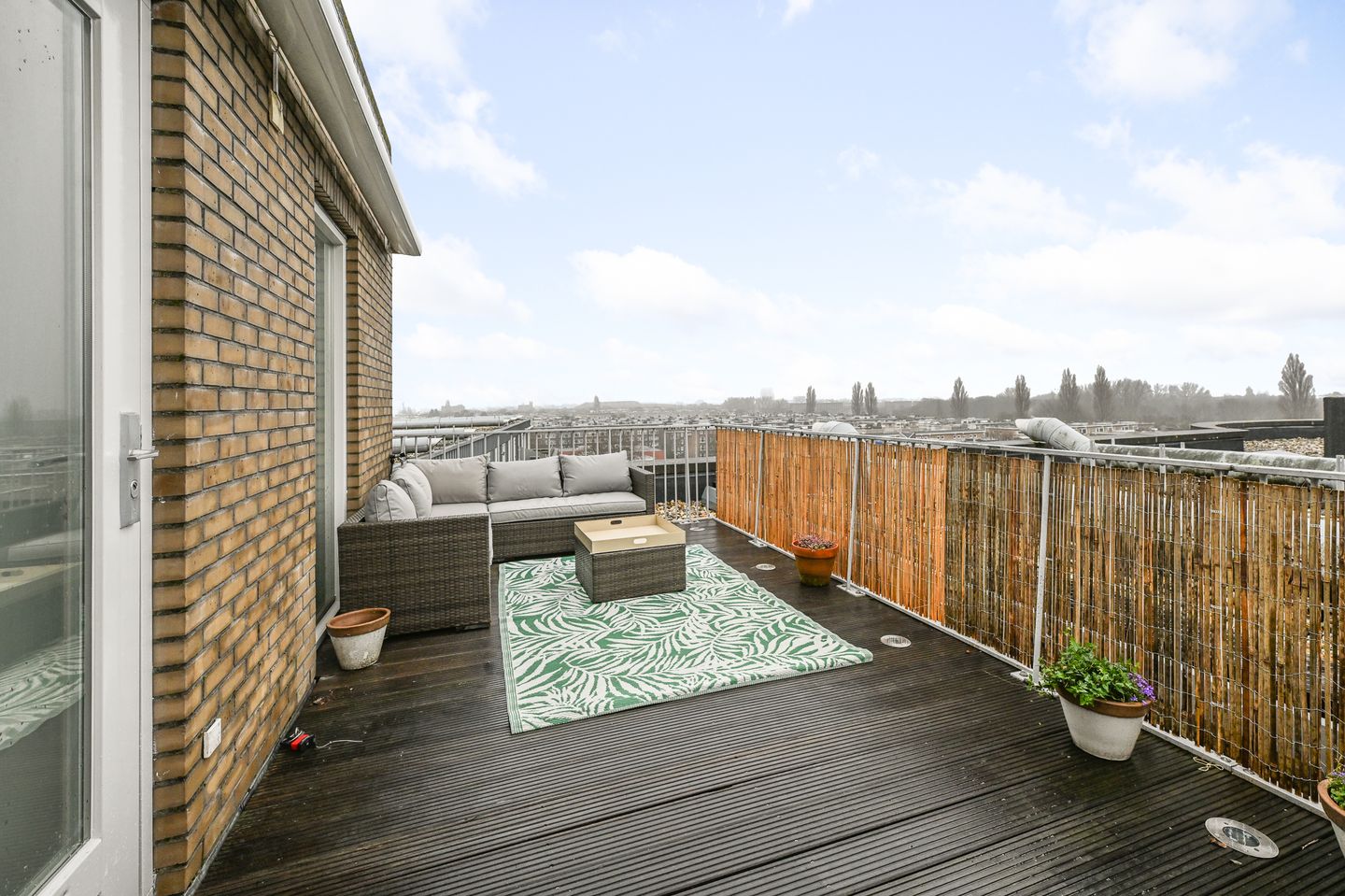 Foto 1 van Hoofdweg 718