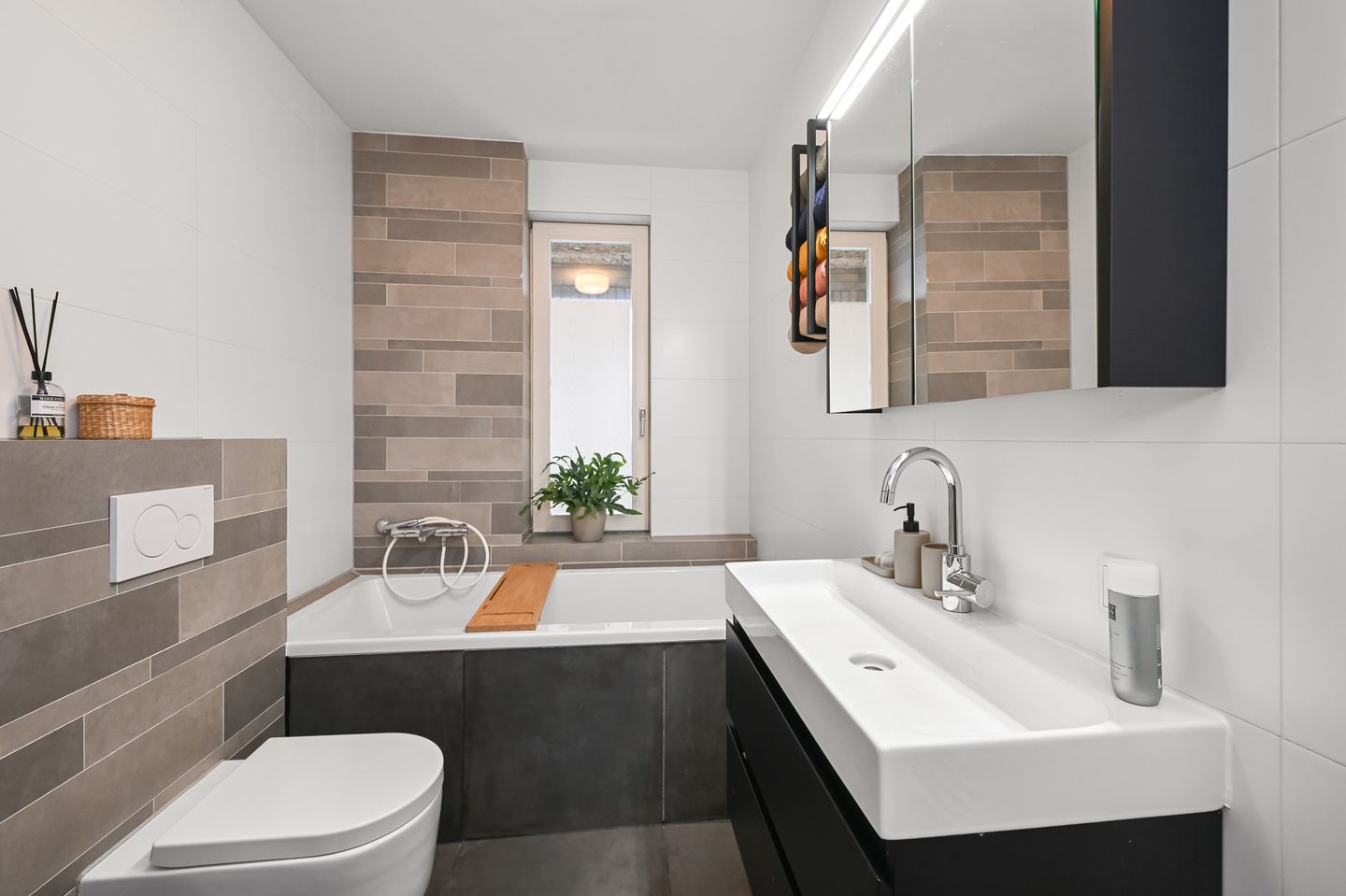 Foto 34 van Hoofdweg 718