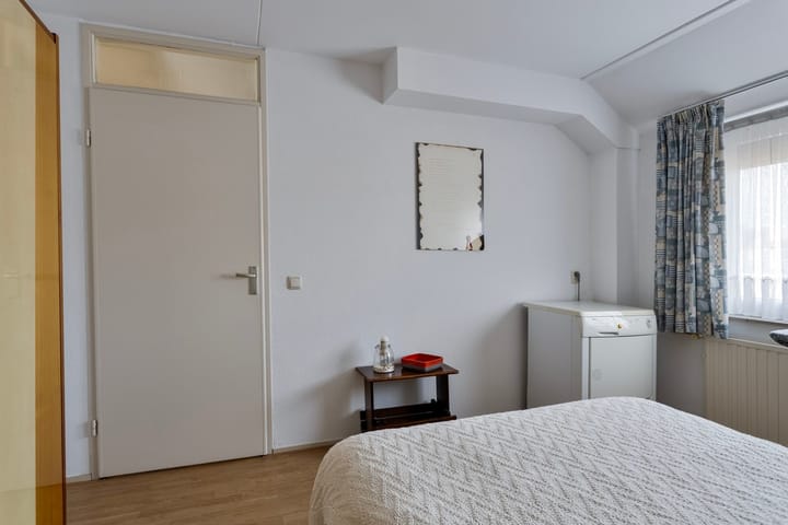 Foto 15 van Adam van Moorselstraat 26